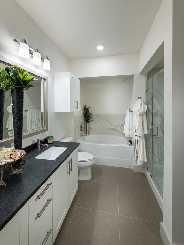 Bathroom with bathtub