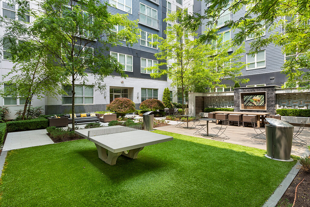 Outdoor courtyard and ping pong table